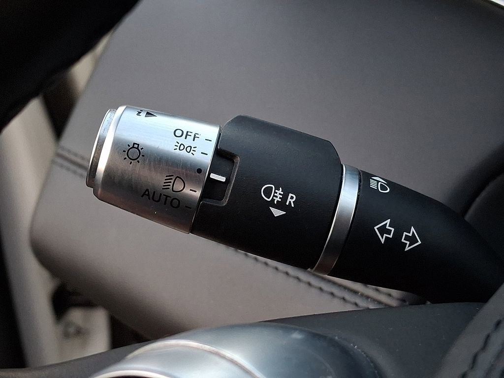 Used 2020 Land Rover Range Rover Evoque SE AWD/4WD image 20