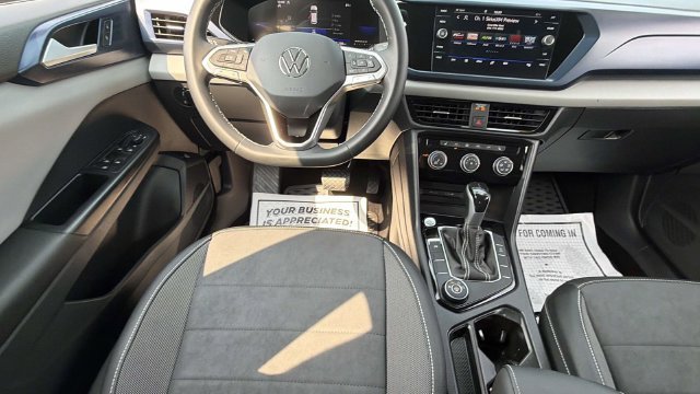 Used 2023 Volkswagen Taos SE AWD/4WD image 12