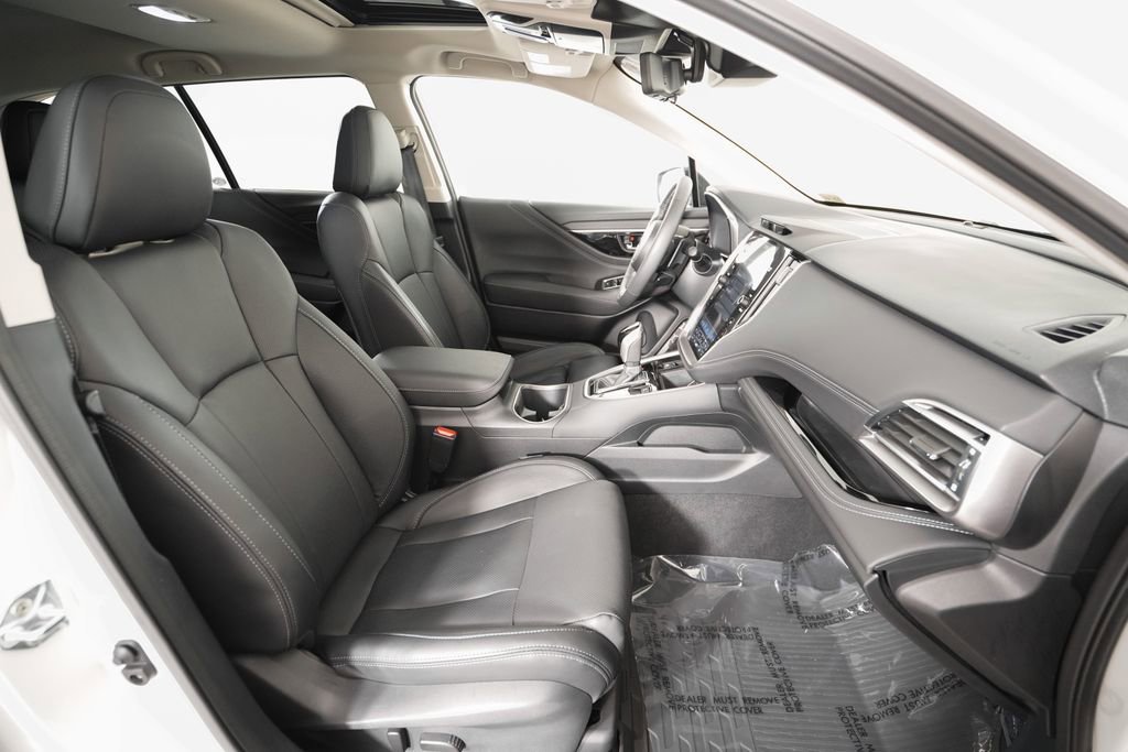 Used 2025 Subaru Outback Touring XT w/ Popular Package #2 image 19