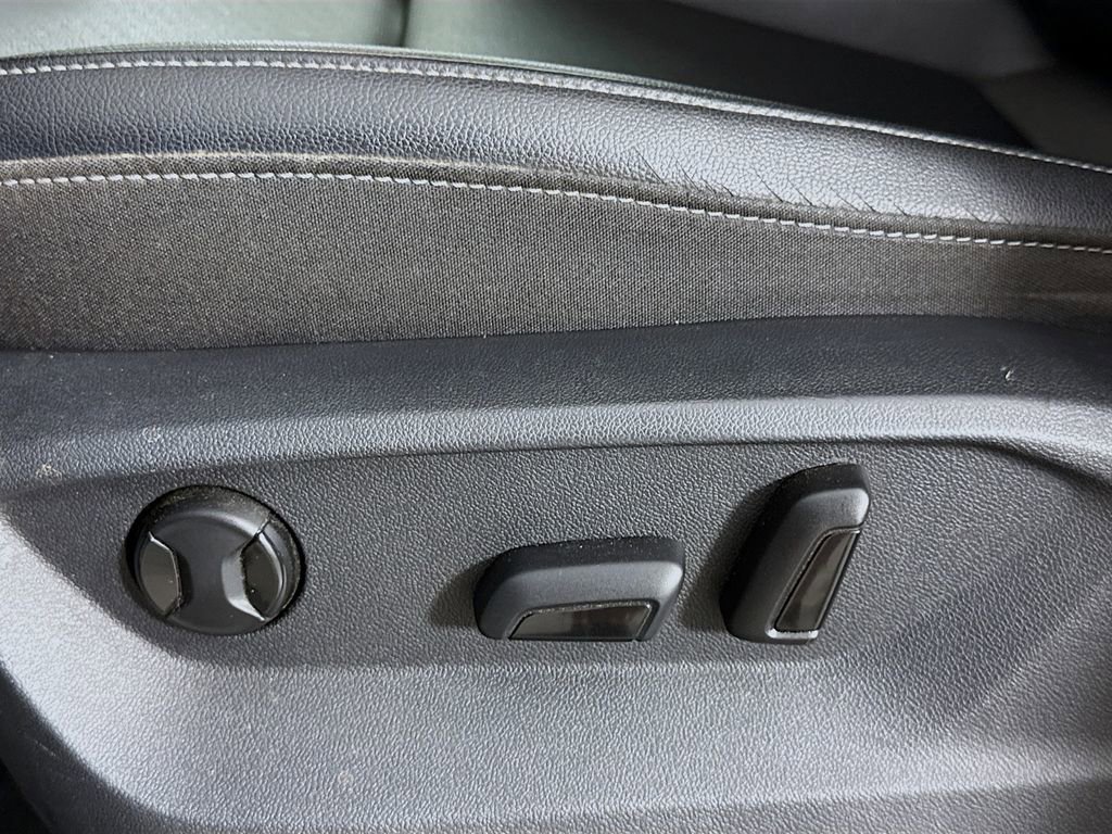 Used 2019 Volkswagen Atlas SE image 15