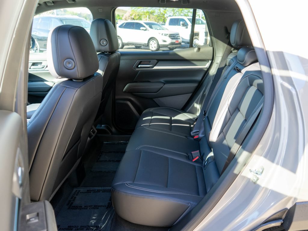 New 2026 GMC Terrain Elevation w/ Elevation Premium Package AWD/4WD image 13