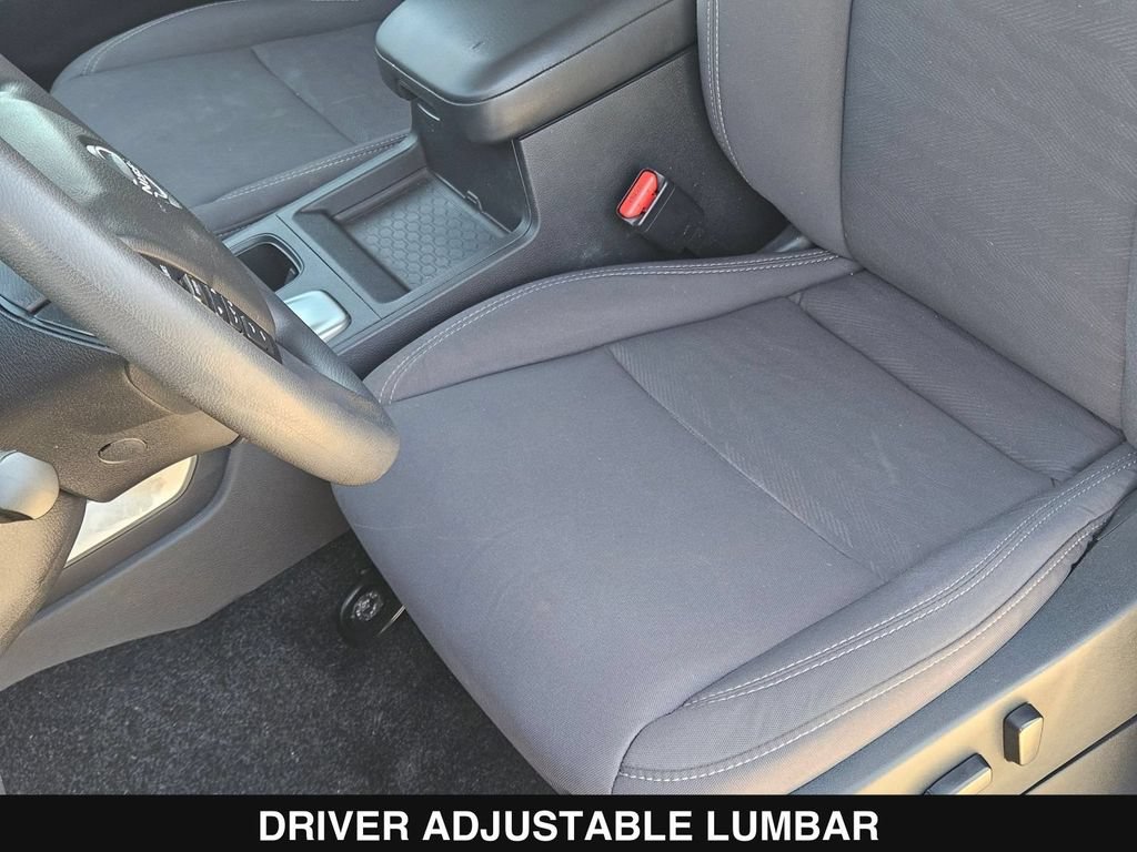 Used 2022 Nissan Frontier SV w/ Technology Package RWD image 16