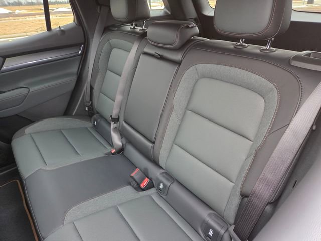 New 2026 GMC Terrain AT4 AWD/4WD image 38