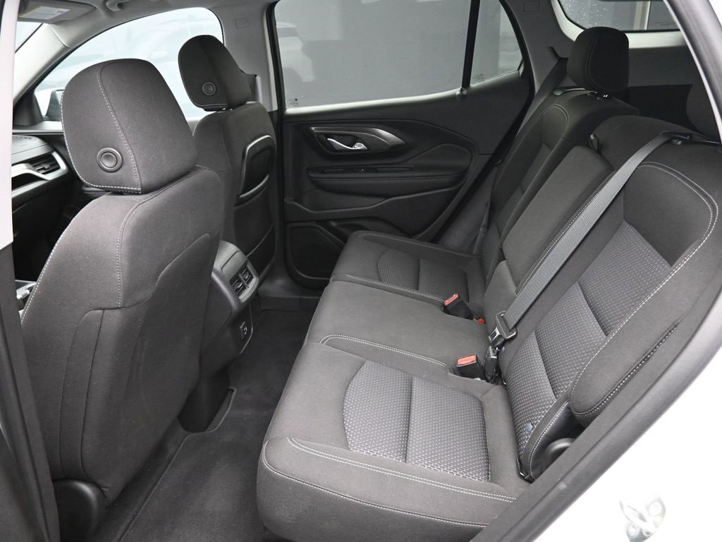Used 2023 GMC Terrain SLE w/ Driver Convenience Package image 12