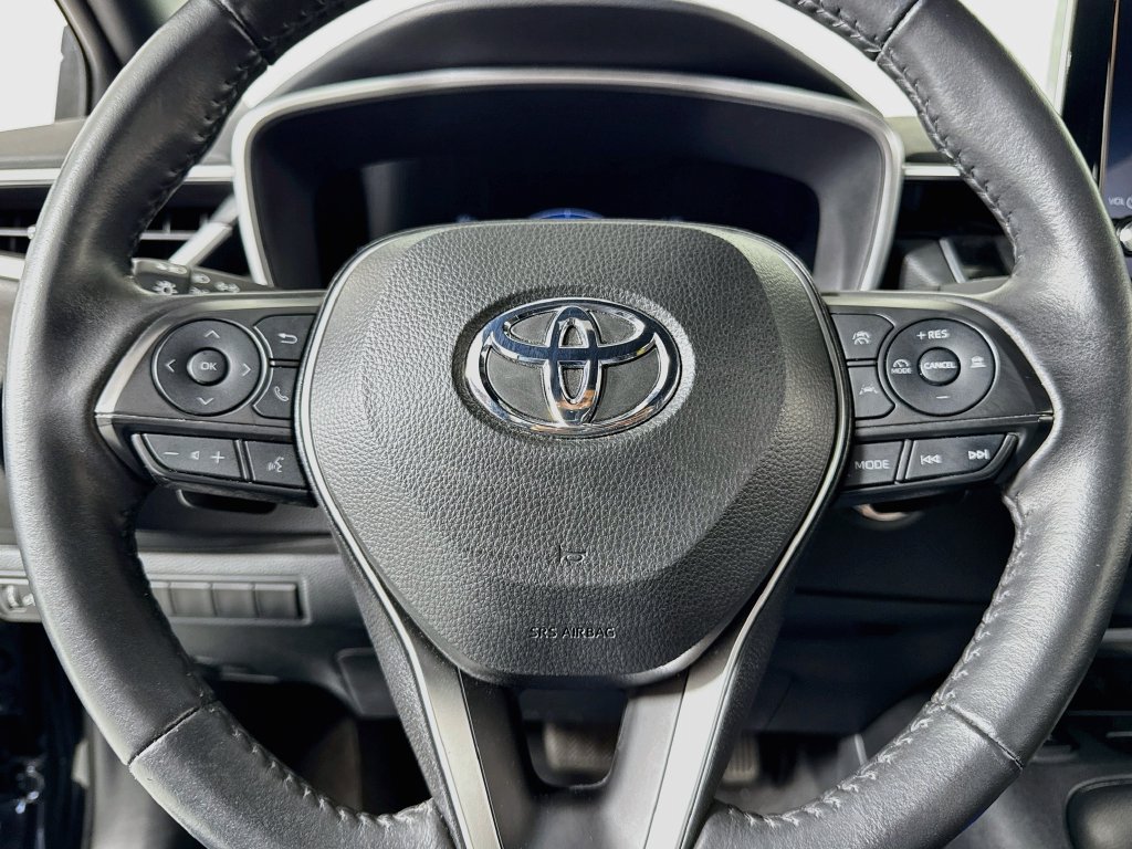 Used 2024 Toyota Corolla XSE FWD image 35