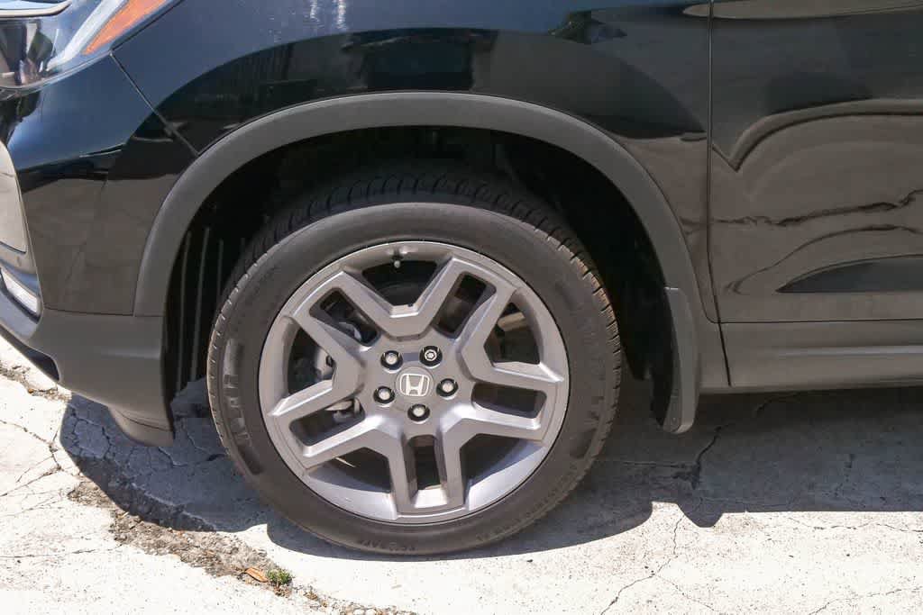 Used 2023 Honda Passport EX-L image 4