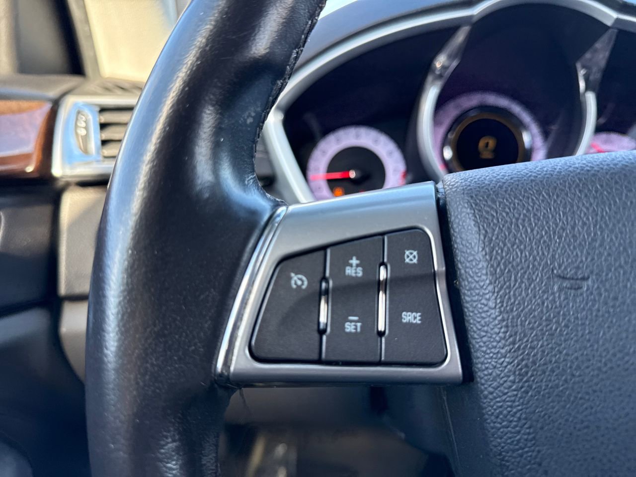 Used 2010 Cadillac SRX Luxury image 27