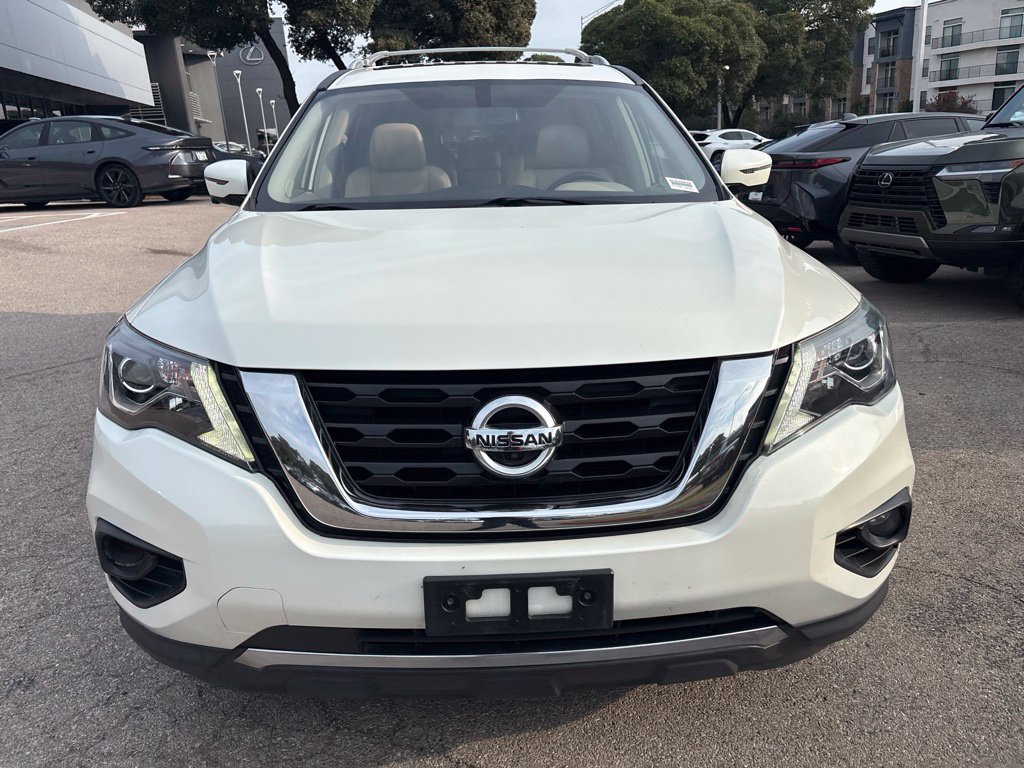 Used 2018 Nissan Pathfinder Platinum FWD image 8