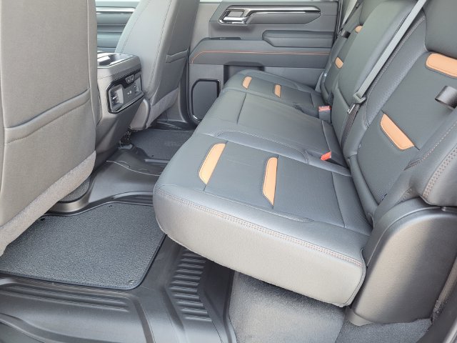 New 2026 GMC Sierra 2500 AT4 w/ Max Trailering Package AWD/4WD image 11