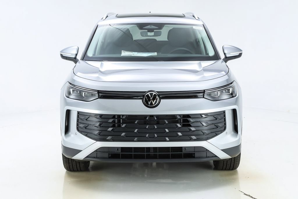 New 2026 Volkswagen Tiguan SE image 16