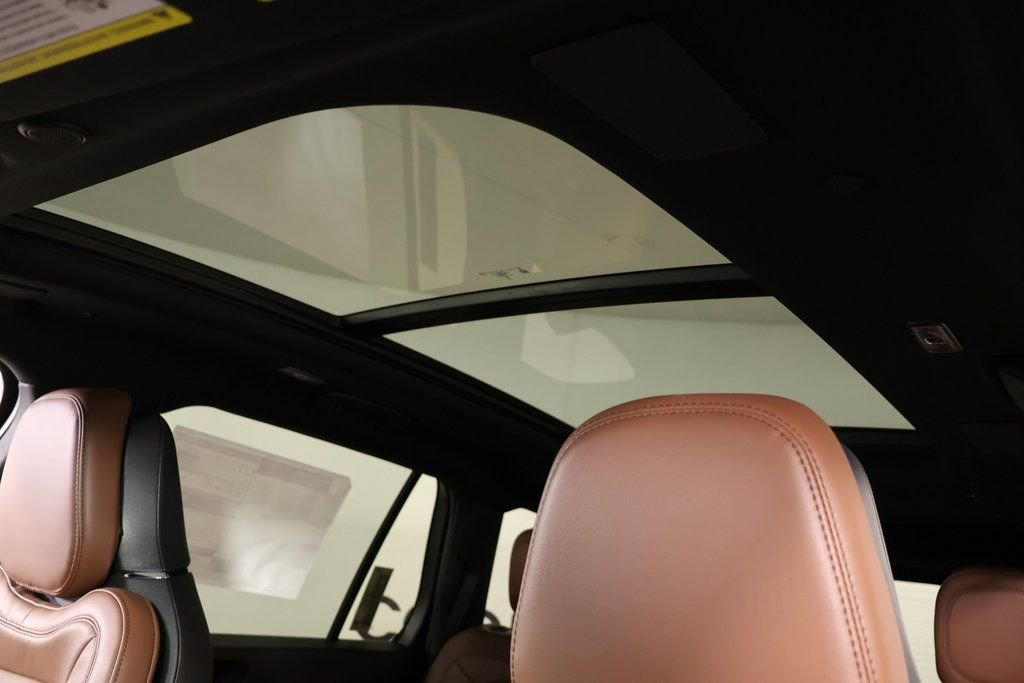 New 2026 Lincoln Aviator Reserve w/ Luxury Package image 16