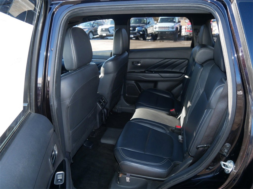 Used 2020 Mitsubishi Outlander SEL image 12