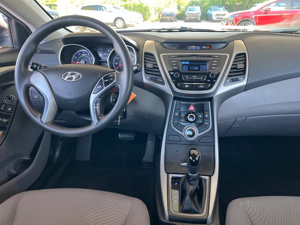 Used 2016 Hyundai Elantra SE FWD image 15