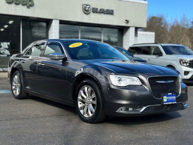 Used 2018 Chrysler 300 Limited w/ Safetytec Plus Group image 9