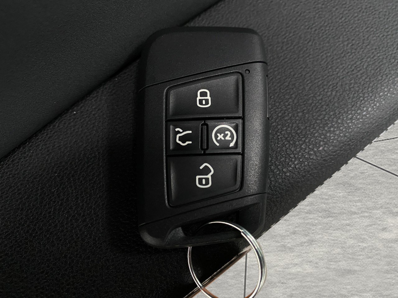 New 2026 Volkswagen Taos SE AWD/4WD image 29