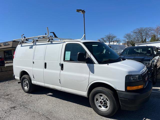 Used 2023 GMC Savana 2500 w/ Driver Convenience Package image 3