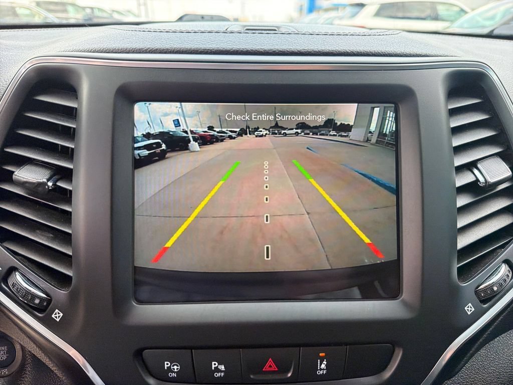Used 2023 Jeep Cherokee Altitude Lux AWD/4WD image 20