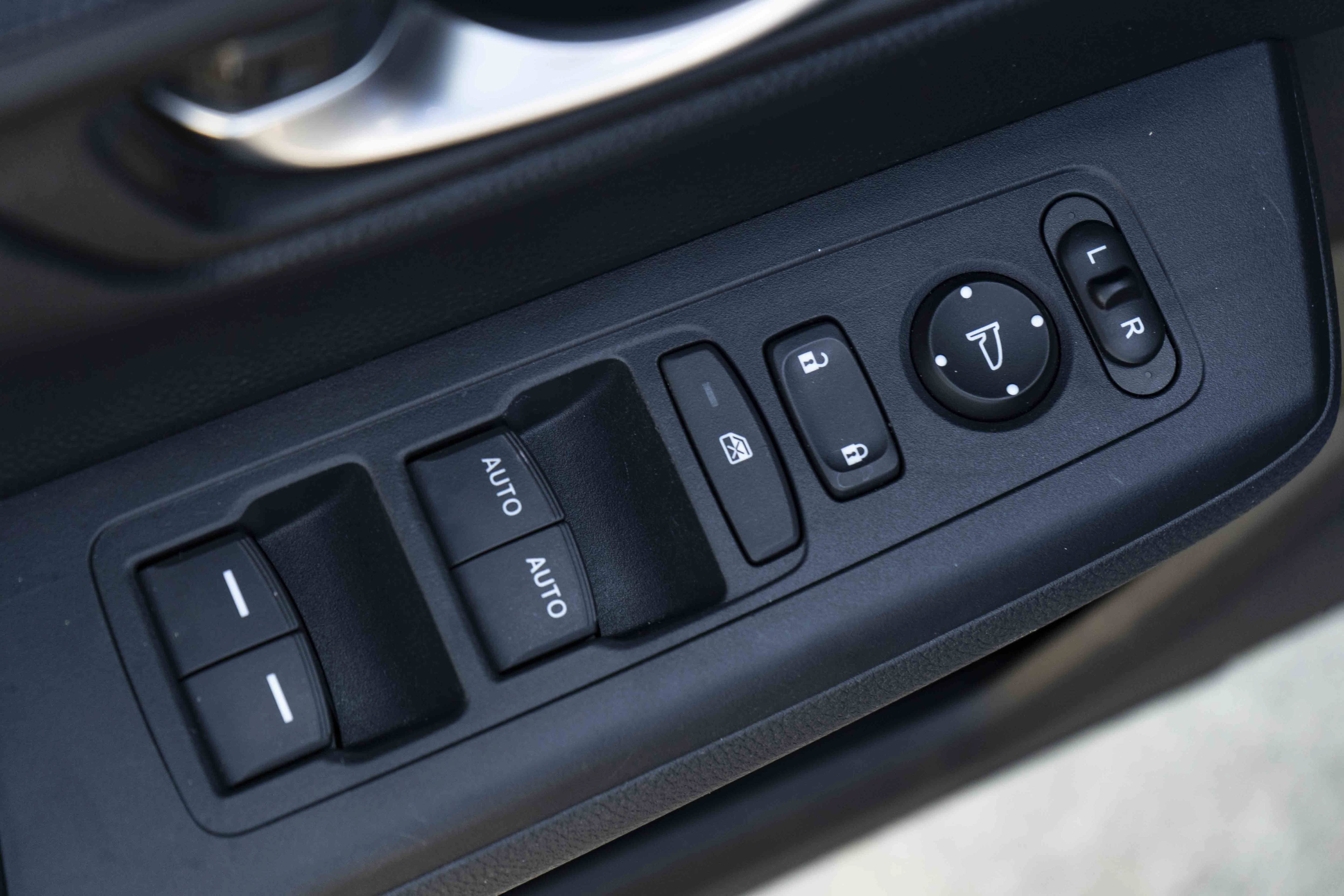 Used 2023 Honda CR-V Sport image 37