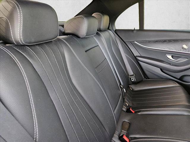 Used 2022 Mercedes-Benz E 350 4MATIC Sedan image 17