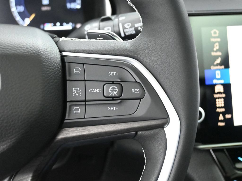New 2026 Jeep Grand Cherokee Limited w/ Limited Altitude Package image 25
