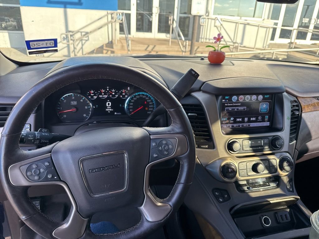 Used 2017 GMC Yukon Denali w/ Open Road Package image 16