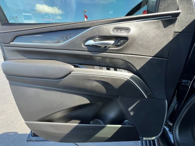 Certified 2024 Cadillac Escalade Sport w/ LPO, ONYX Package image 19