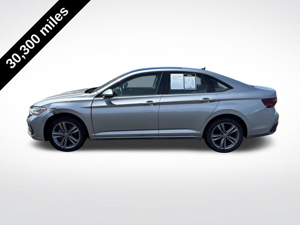 Used 2023 Volkswagen Jetta SE FWD video 2