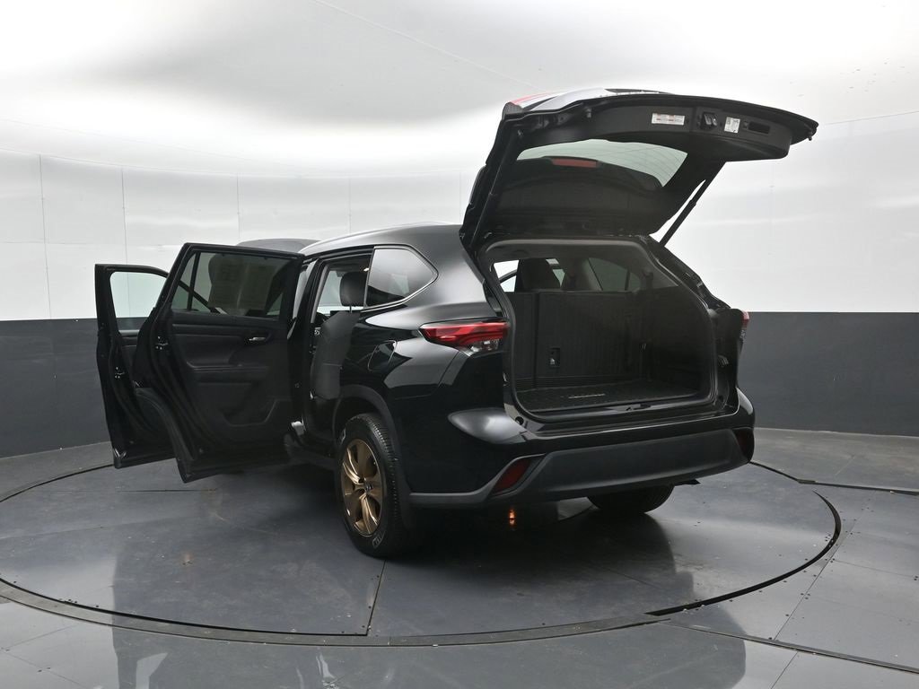 Used 2023 Toyota Highlander Bronze Edition image 50