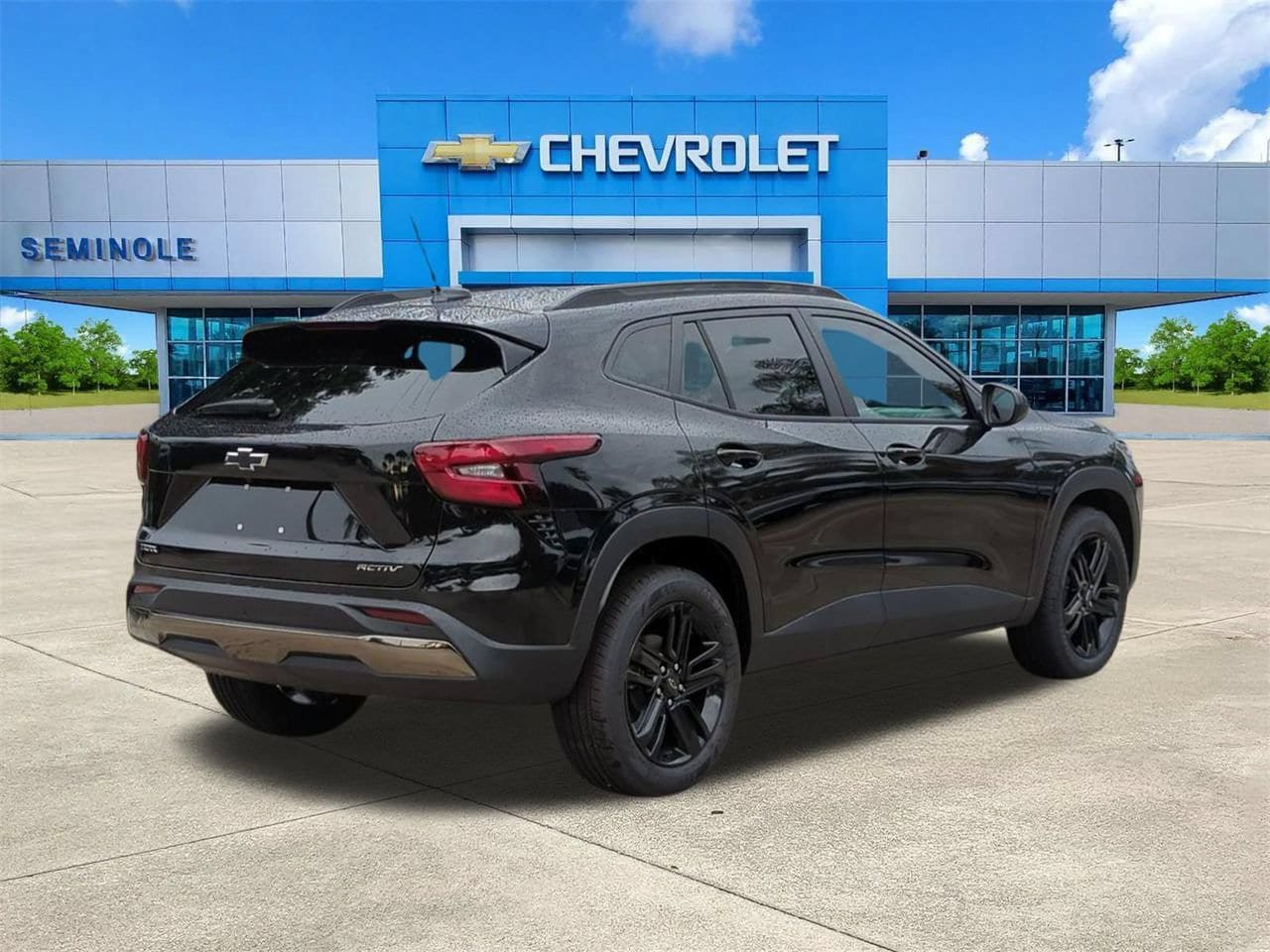 New 2026 Chevrolet Trax ACTIV w/ Sunroof Package FWD image 4