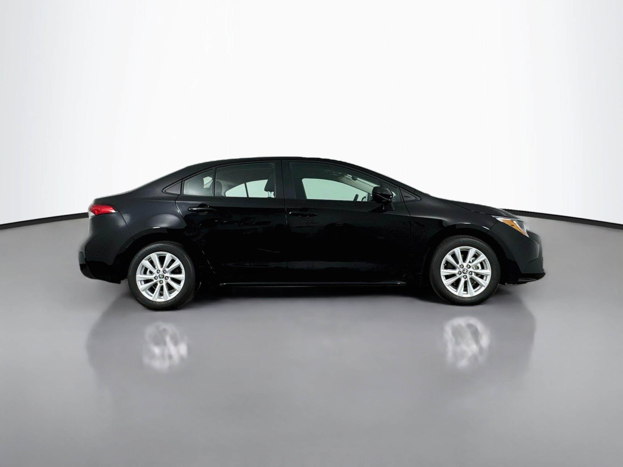 Certified 2026 Toyota Corolla LE w/ LE Premium Package FWD image 8