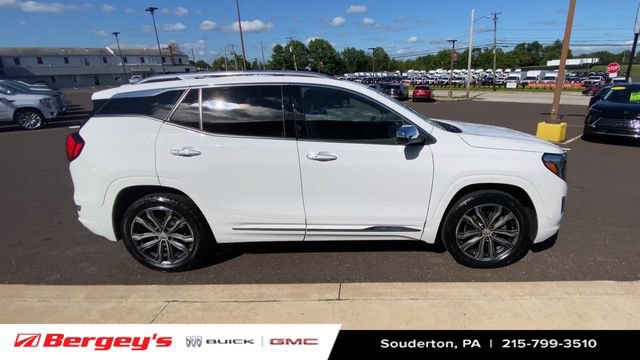 Certified 2020 GMC Terrain Denali w/ Denali Premium Package AWD/4WD image 11