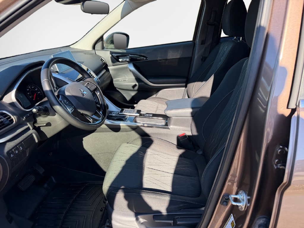 Used 2020 Mitsubishi Eclipse Cross SE AWD/4WD image 12