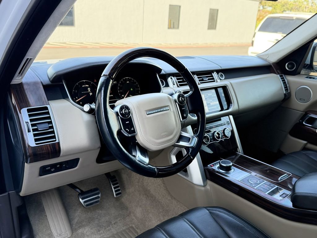 Used 2015 Land Rover Range Rover Autobiography image 20
