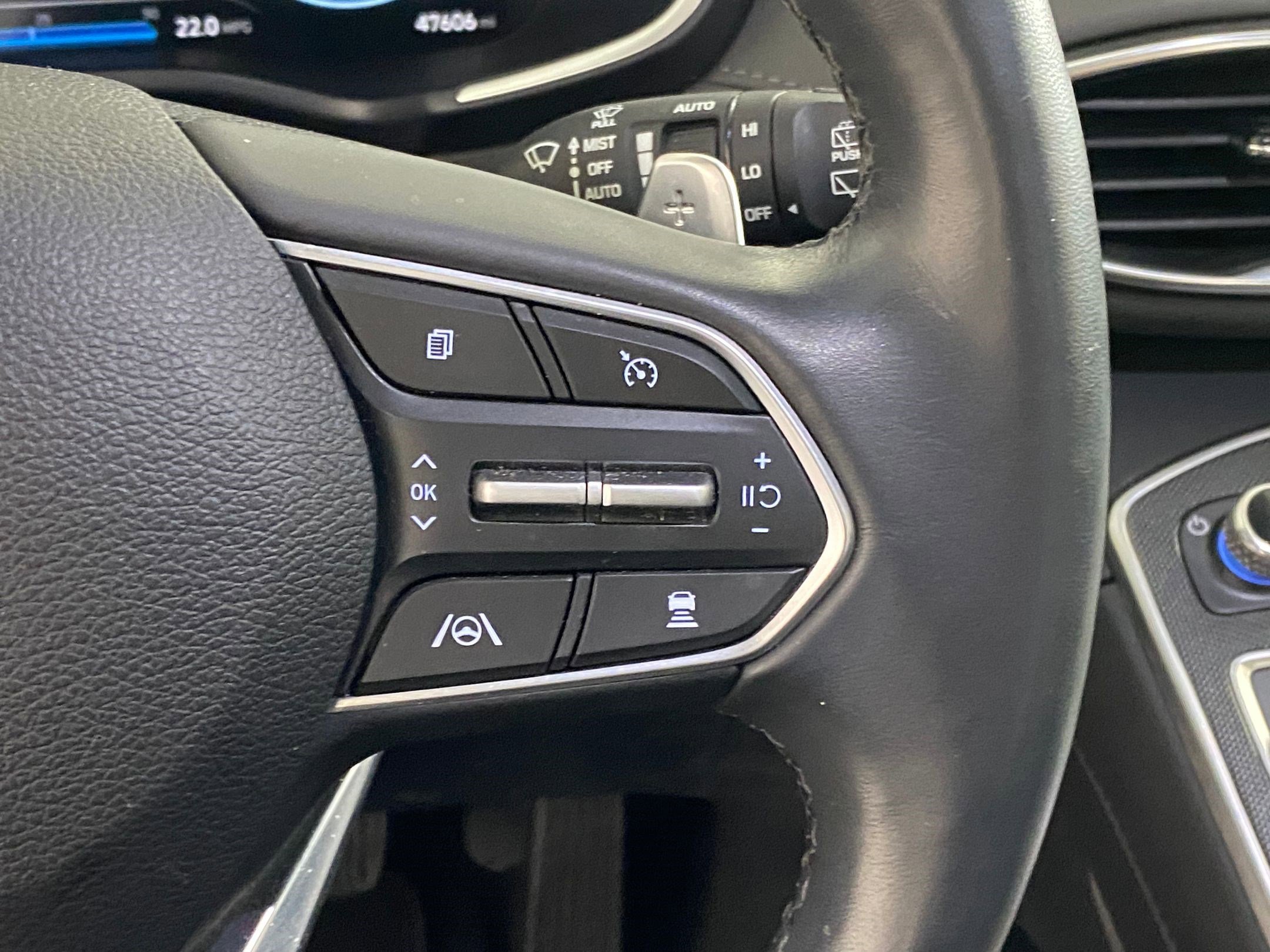 Used 2021 Hyundai Santa Fe Limited image 28