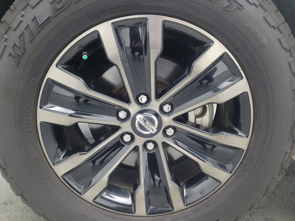 Used 2020 Nissan Armada Platinum w/ Captain's Chairs Package RWD image 31