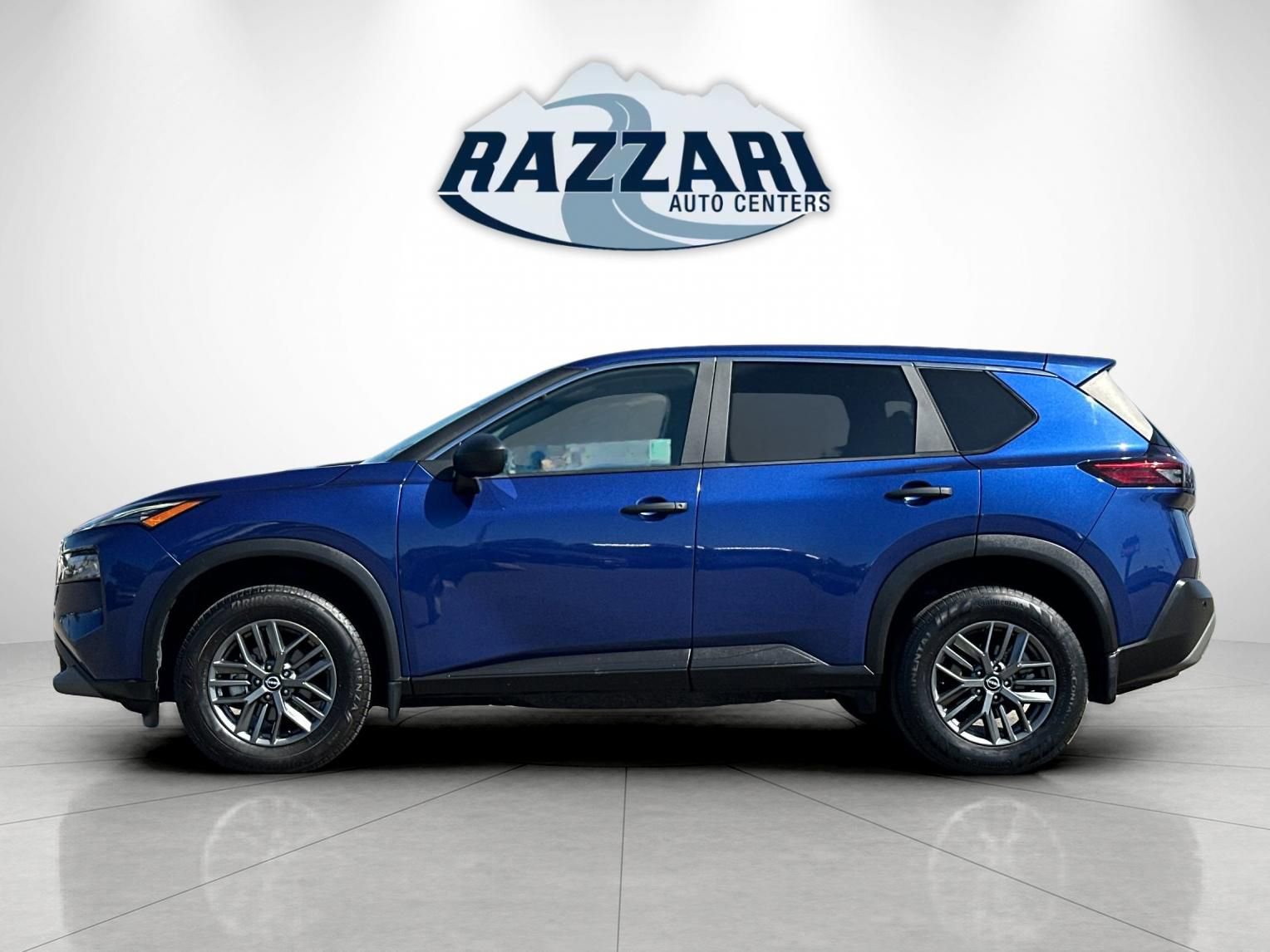 Used 2023 Nissan Rogue S FWD image 6