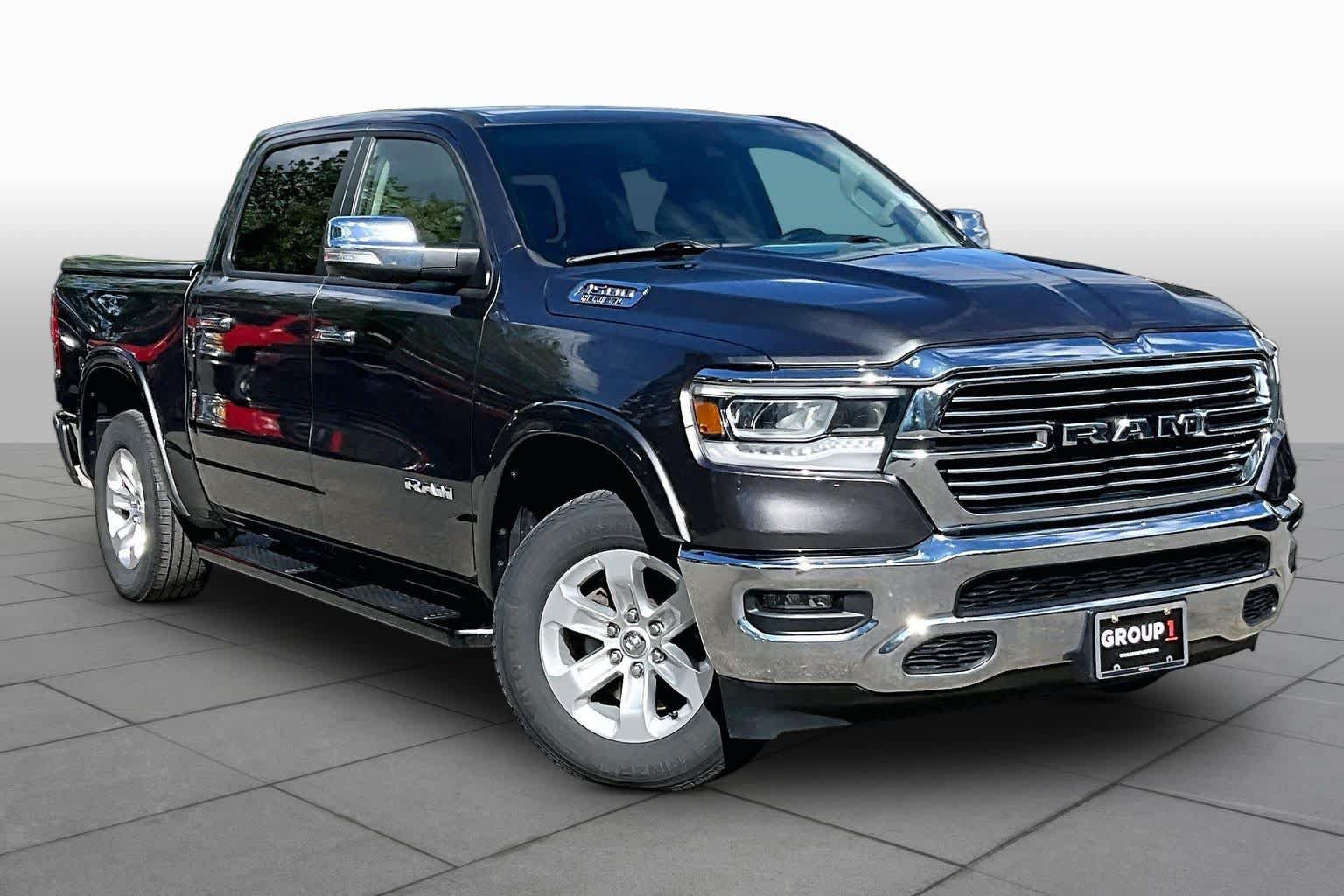 Used 2022 RAM 1500 Laramie AWD/4WD image 3