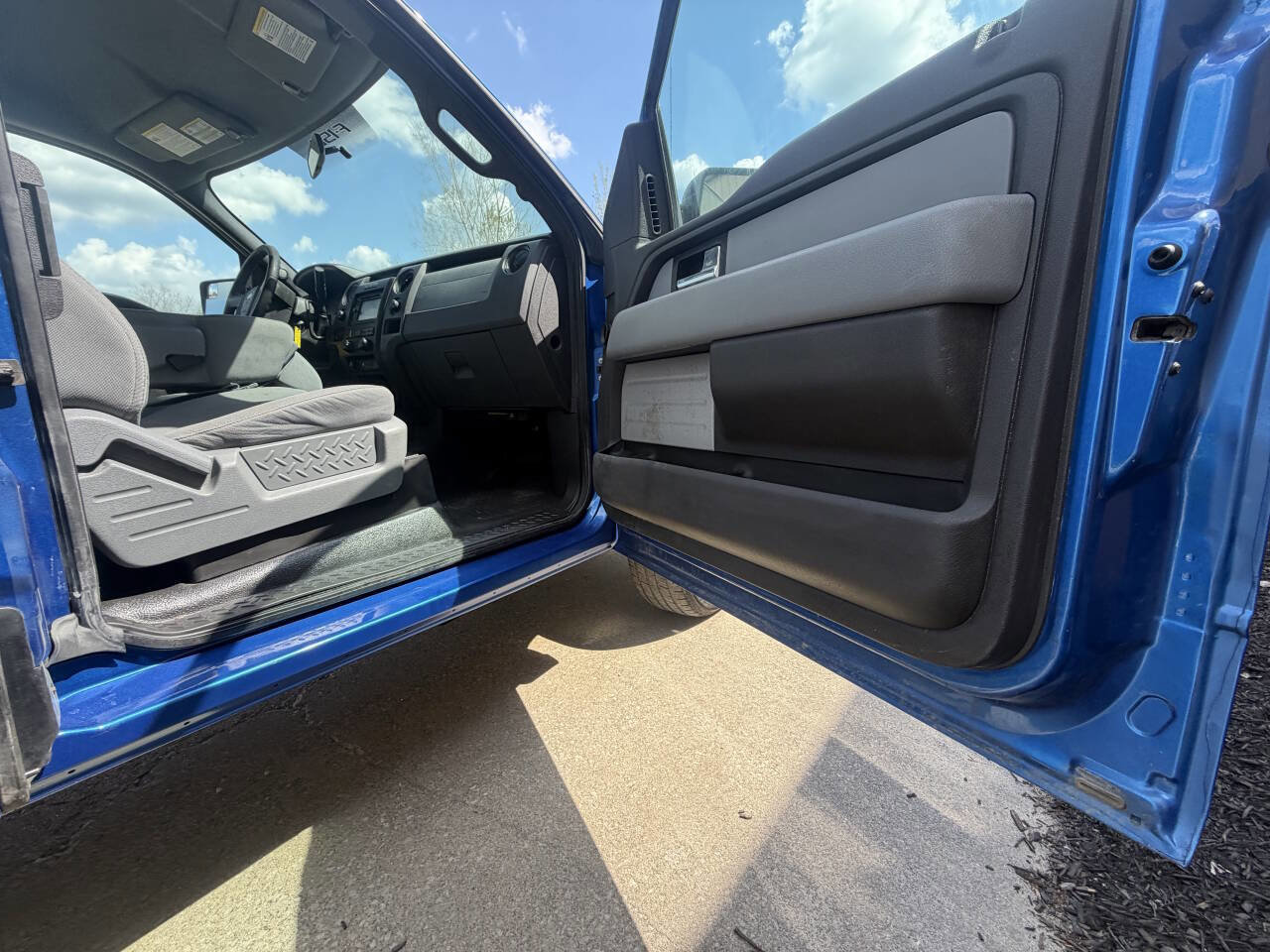 Used 2012 Ford F150 STX w/ STX Decor Pkg AWD/4WD image 9
