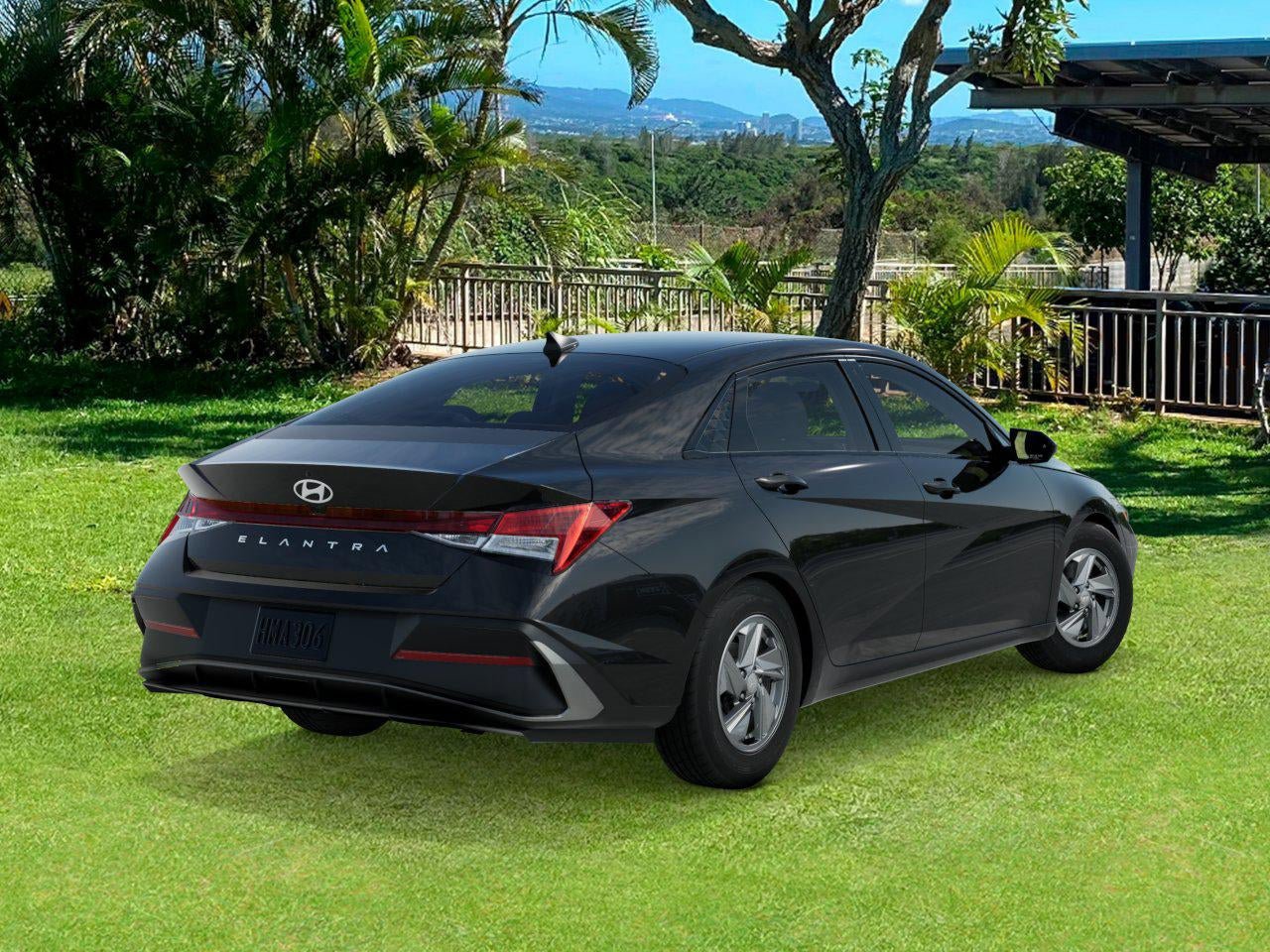 New 2026 Hyundai Elantra SE FWD image 4