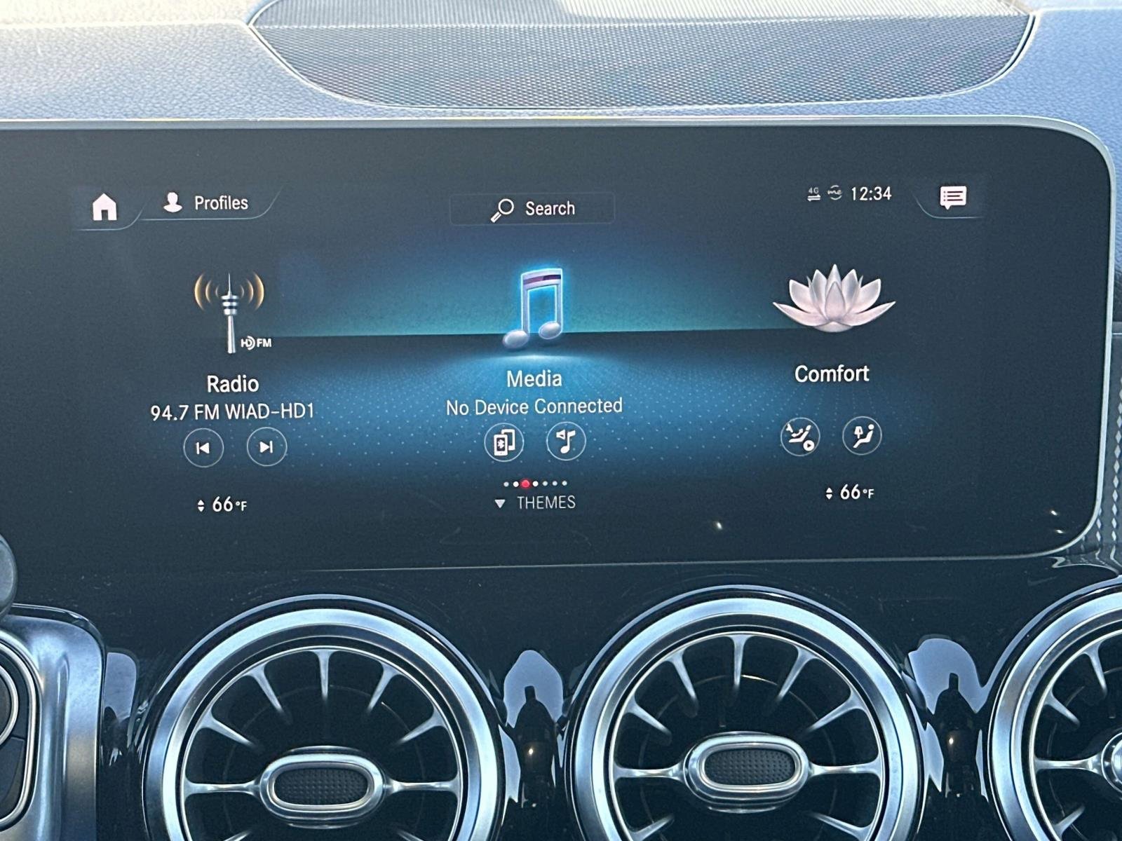 Used 2021 Mercedes-Benz GLB 250 GLB 250 image 16