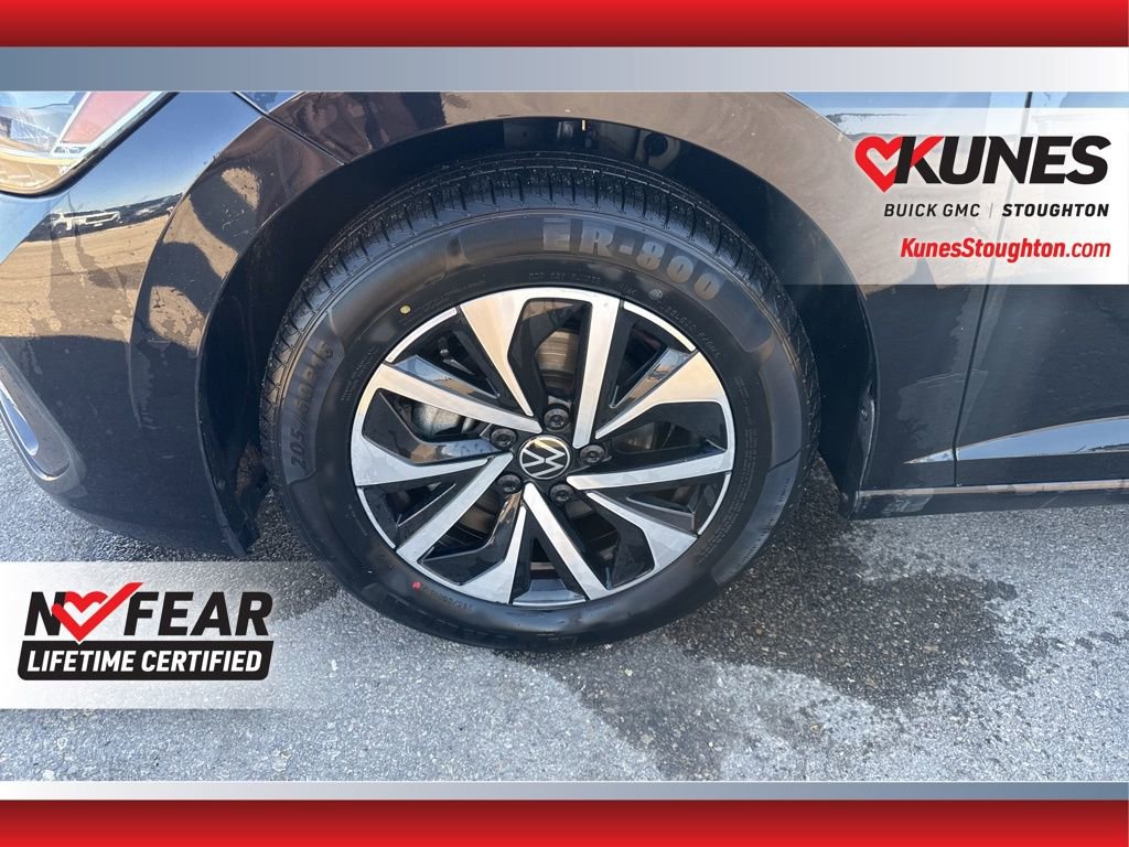 Used 2024 Volkswagen Jetta S image 15