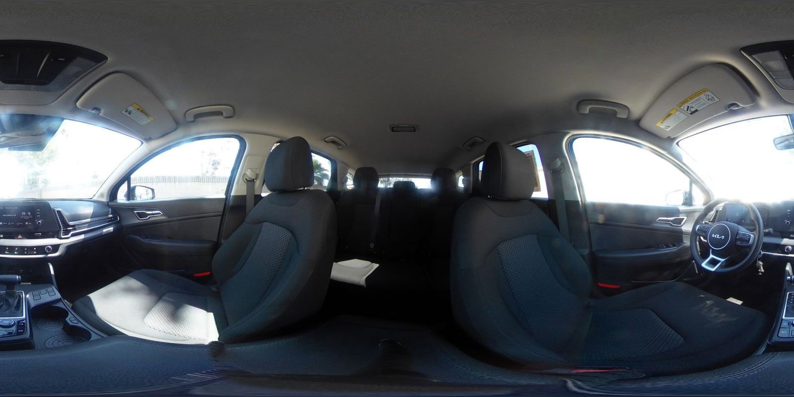 Used 2025 Kia Sportage LX image 41