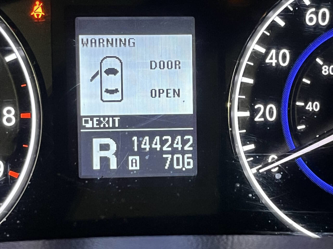 Used 2015 INFINITI Q40 AWD w/ Navigation Package image 19