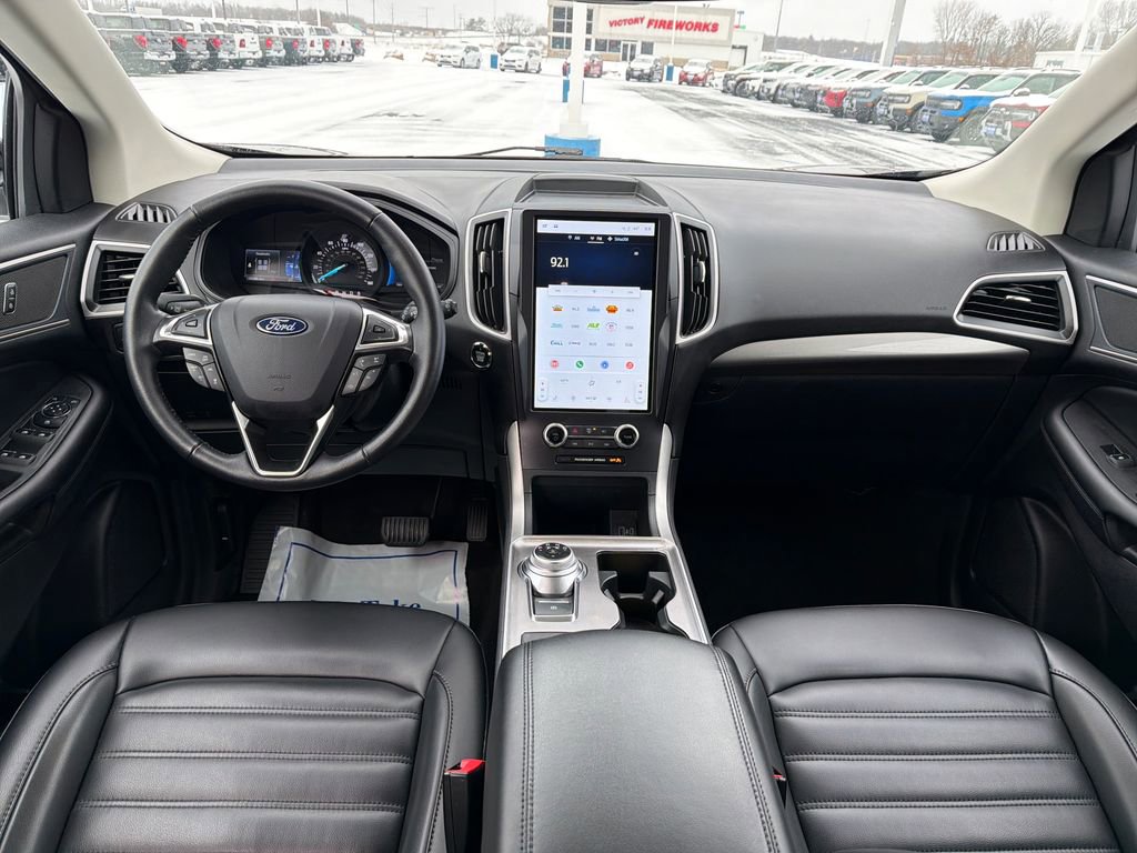 Used 2024 Ford Edge SEL image 12