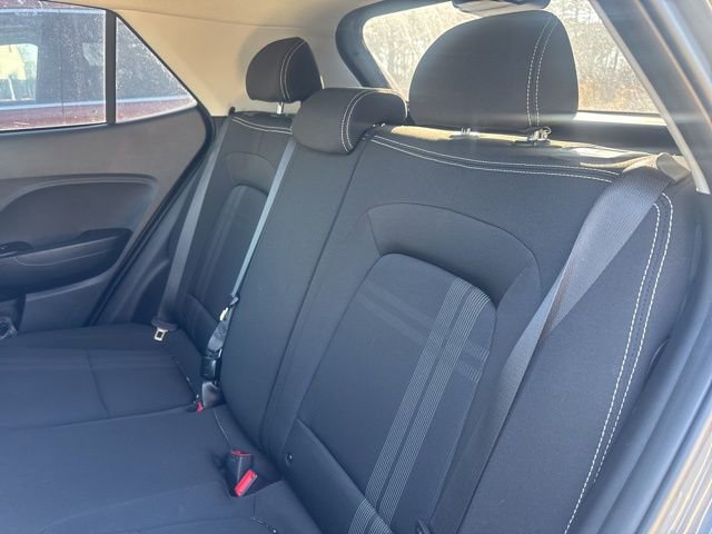 Used 2023 Hyundai Venue SEL image 11