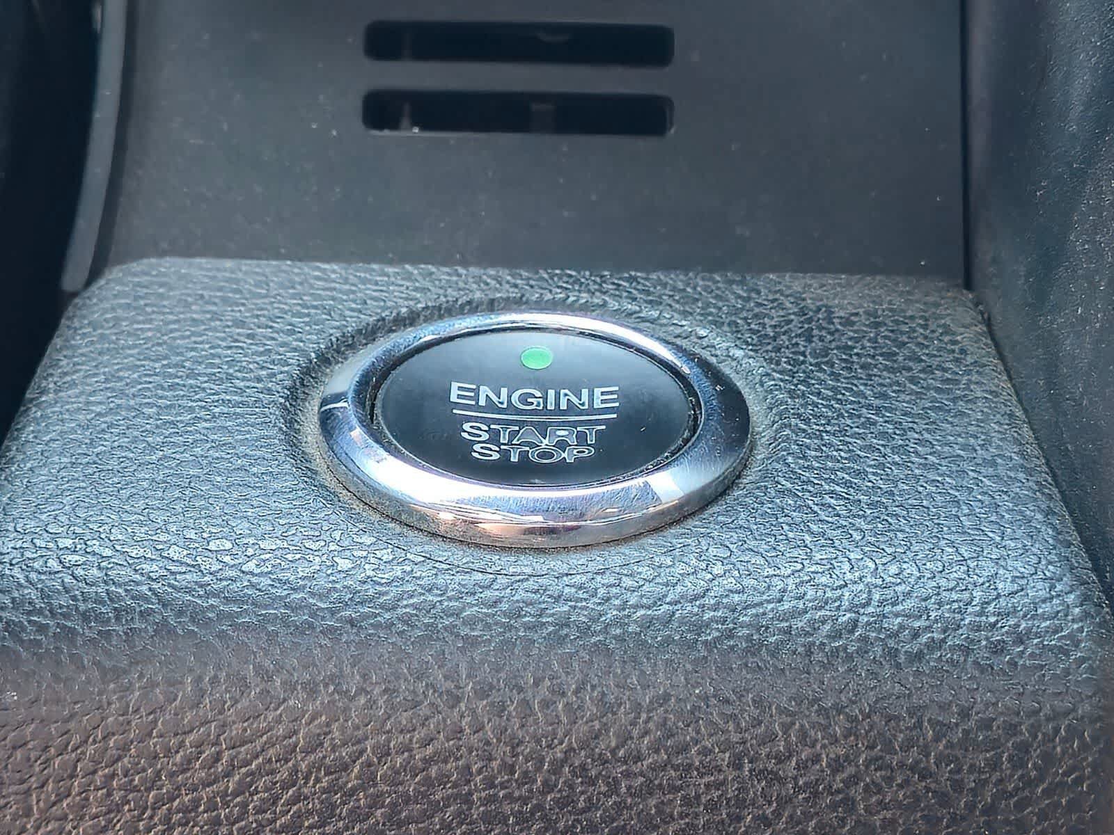 Used 2019 Ford F150 Lariat w/ Equipment Group 502A Luxury AWD/4WD image 23