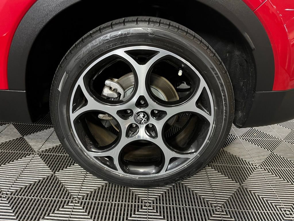 Used 2024 Alfa Romeo Tonale Sprint image 11