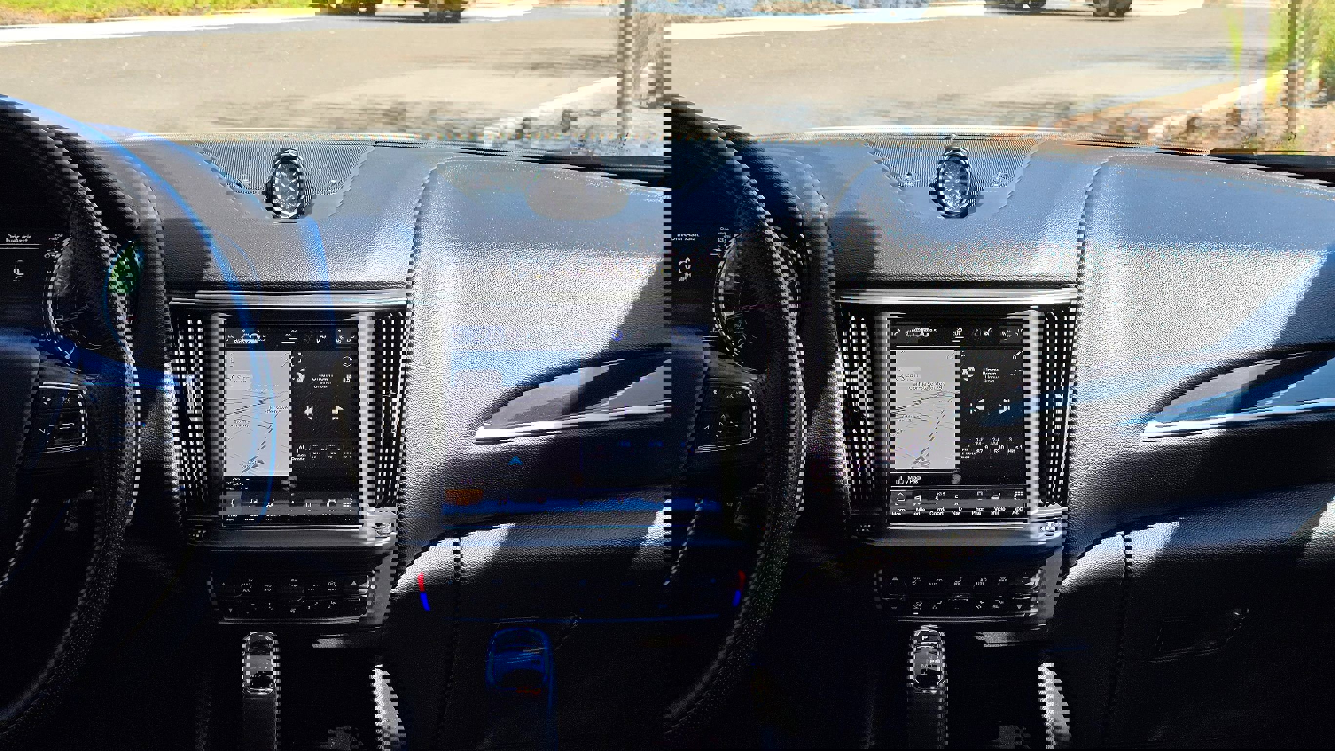 Used 2023 Maserati Levante Modena image 23