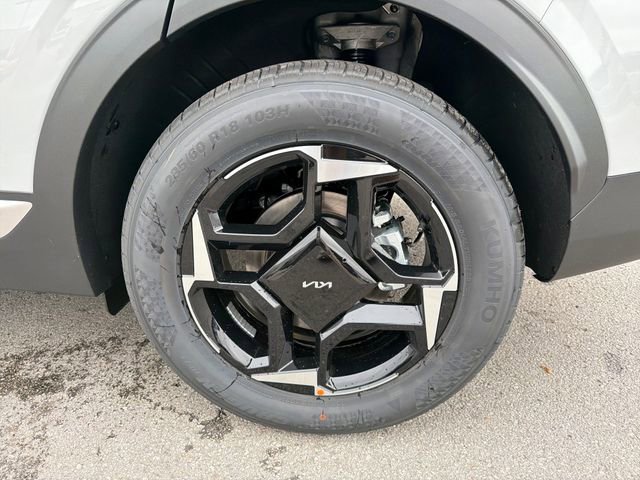 New 2026 Kia Sportage EX AWD/4WD image 25