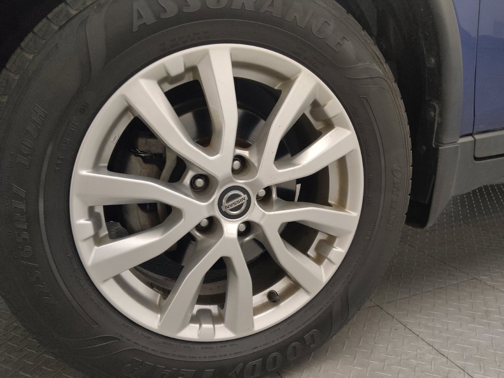 Used 2019 Nissan Rogue S w/ Special Edition Package image 31